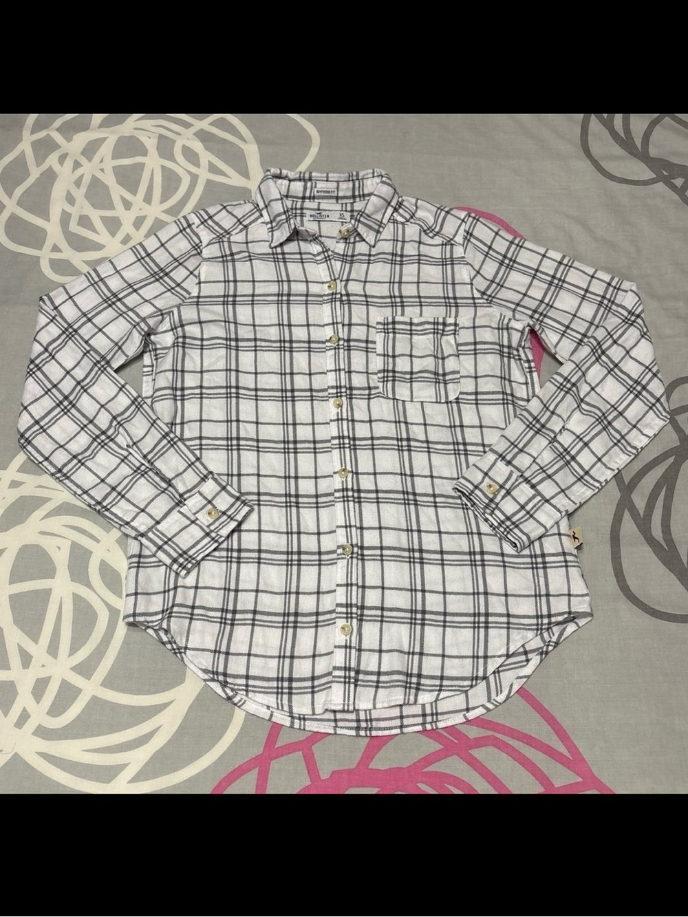 Hollister White and Grey Plaid Flannel Shirt